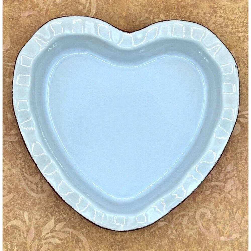 Emile Henry Red‎ & White Heart Shape Ruffled Dish Made in France 5 3/4” 61.49
